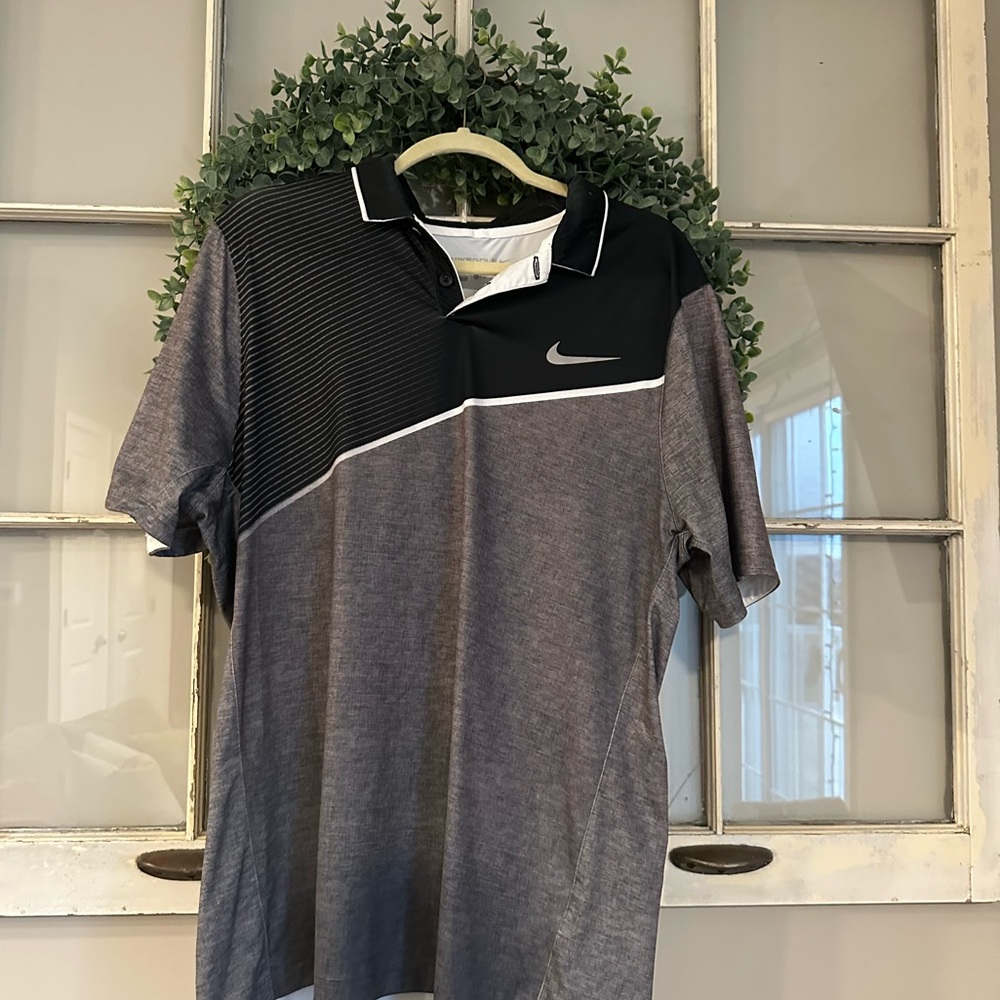 Nike Golf Dri-Fit Polo Size M With Sycamore Hills Logo